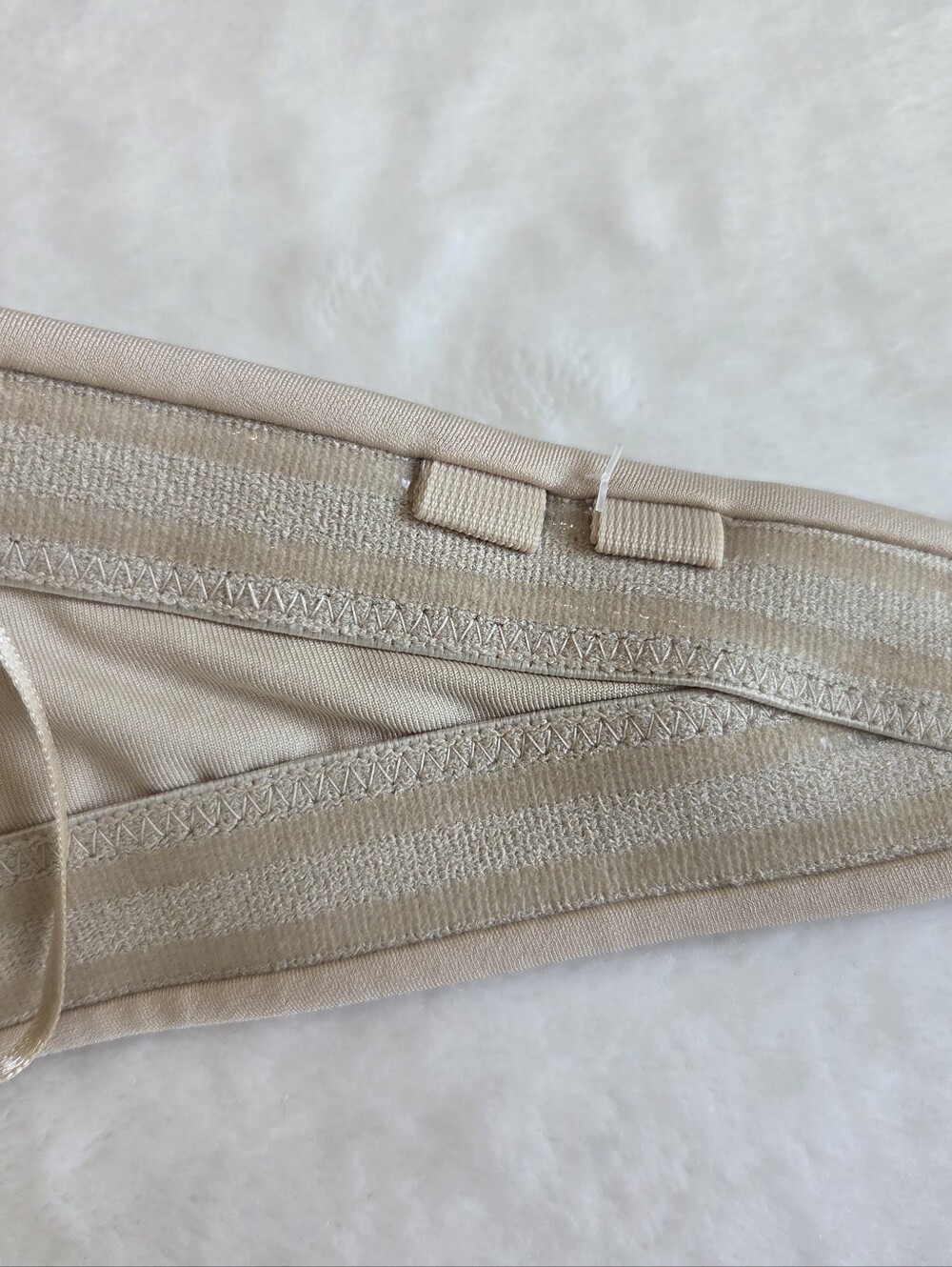 NWT Maidenform 34D Strapless Bra in Nude - Picture 2 of 7